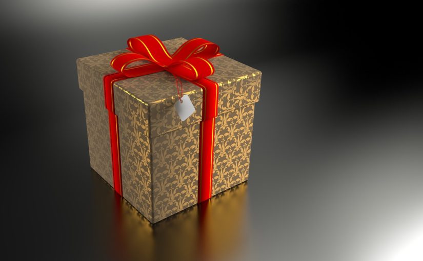 5 Tips to Help You Avoid Debt This Holiday Season